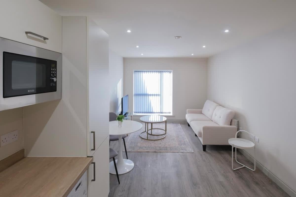 Charming 1-Bedroom Apartment In Leeds City Centre Perfect For Couples Or Solo Travelers Exteriör bild